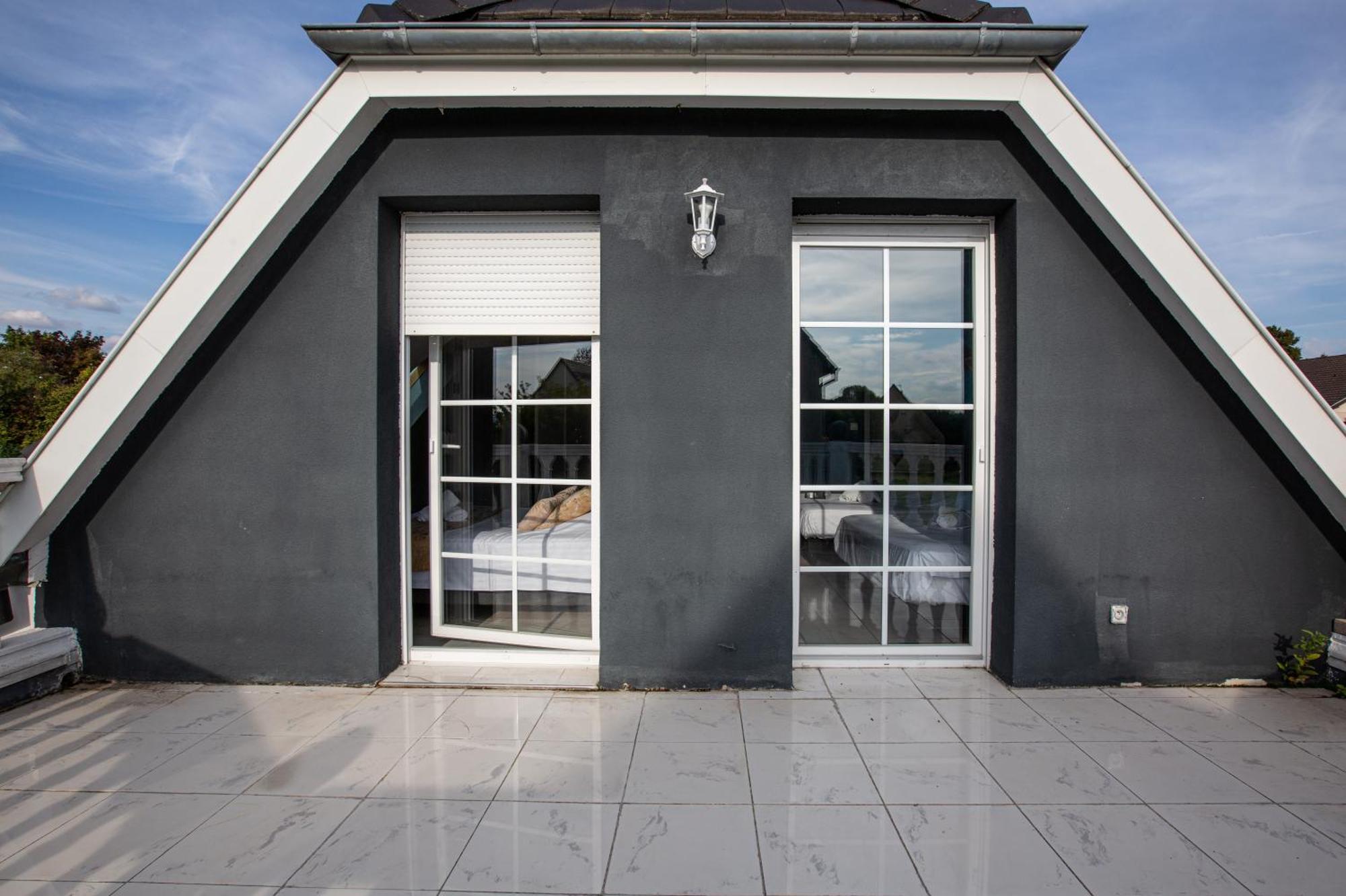 Gites Spa Strasbourg - Villa Ours - Spa Prive, Sauna, Borne D'Arcade, Babyfoot Ittenheim Exterior photo